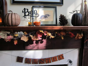 Halloween Mantle